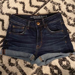 American Eagle Super Stretch shorts size 4